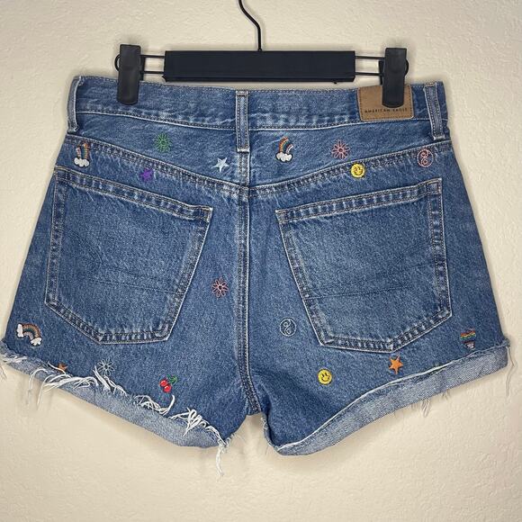 American Eagle AE Denim '90s Boyfriend Shorts Embroidered Women’s - Size 2 - Picture 5 of 8